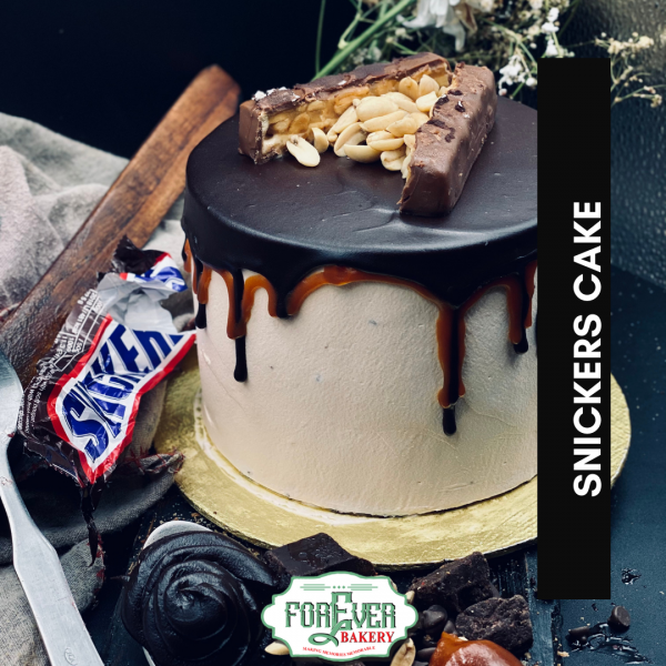 Snickers Cake
